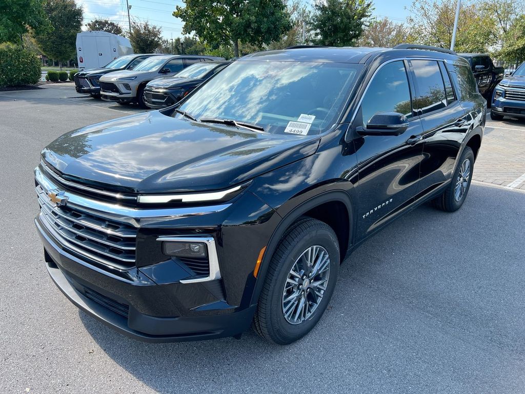 2026 Chevrolet Traverse LT's photo