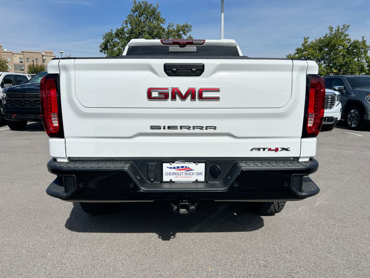 2024 GMC Sierra 1500 AT4X - Photo 9