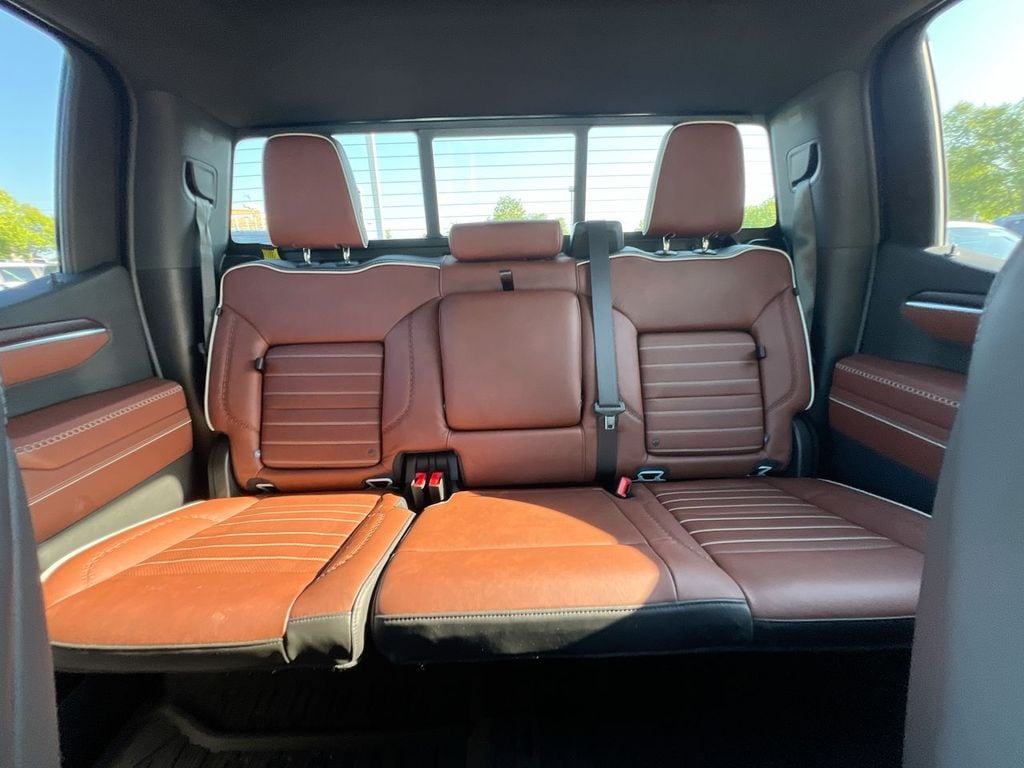 2026 GMC Sierra 1500 Denali Ultimate - Photo 12