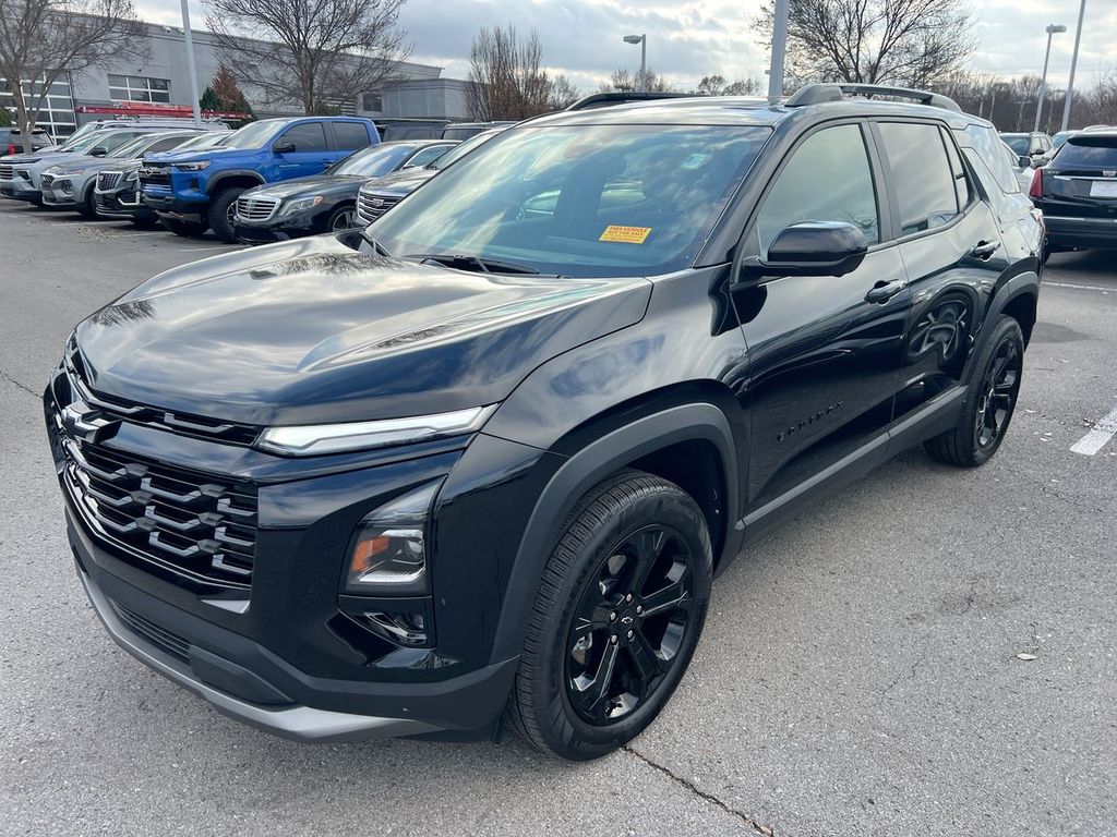 2026 Chevrolet Equinox LT's photo