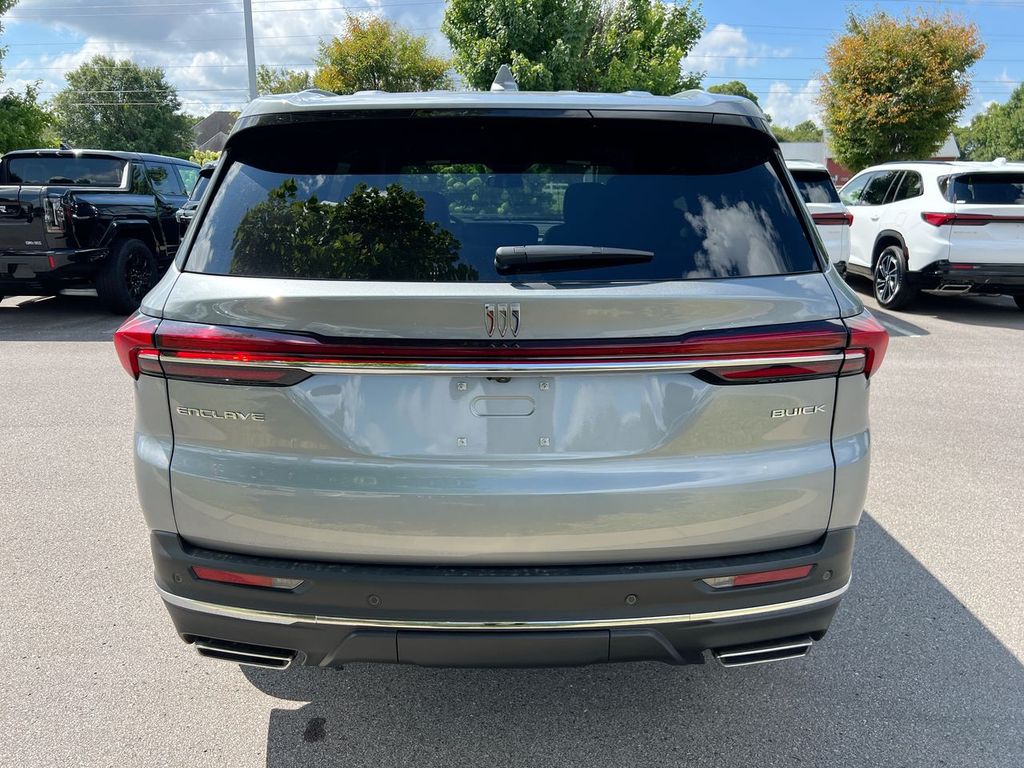 2026 Buick Enclave Preferred photo 2