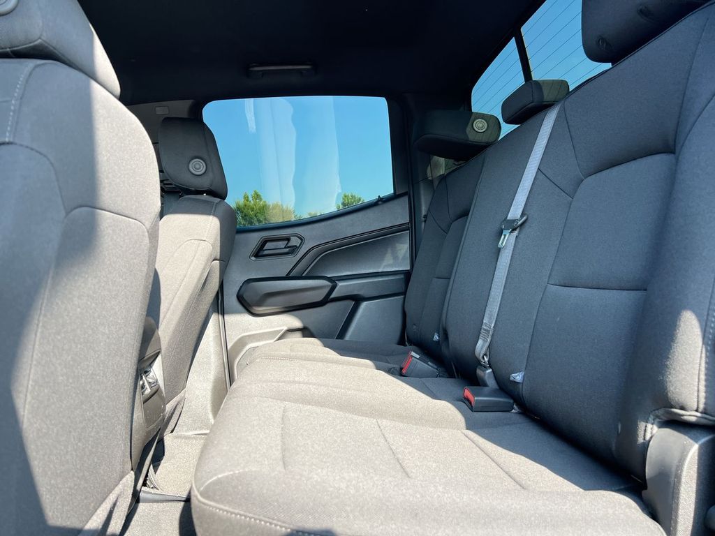 2025 Chevrolet Colorado Trail Boss - Photo 14