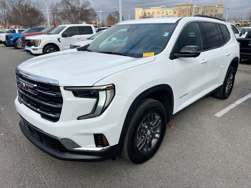 2025 GMC Acadia Elevation's photo