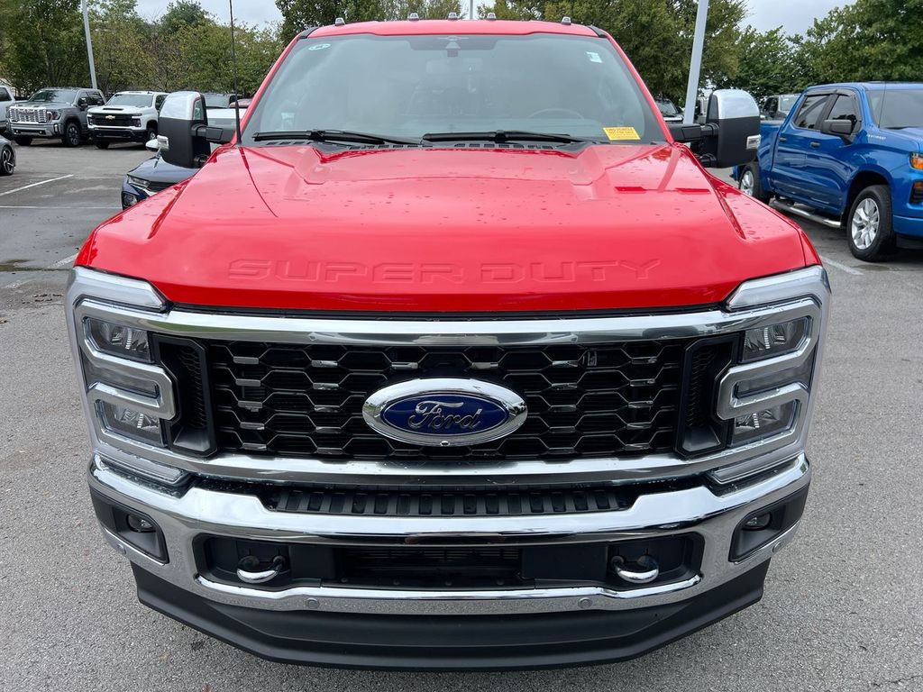 2023 Ford F-350 Lariat photo 3