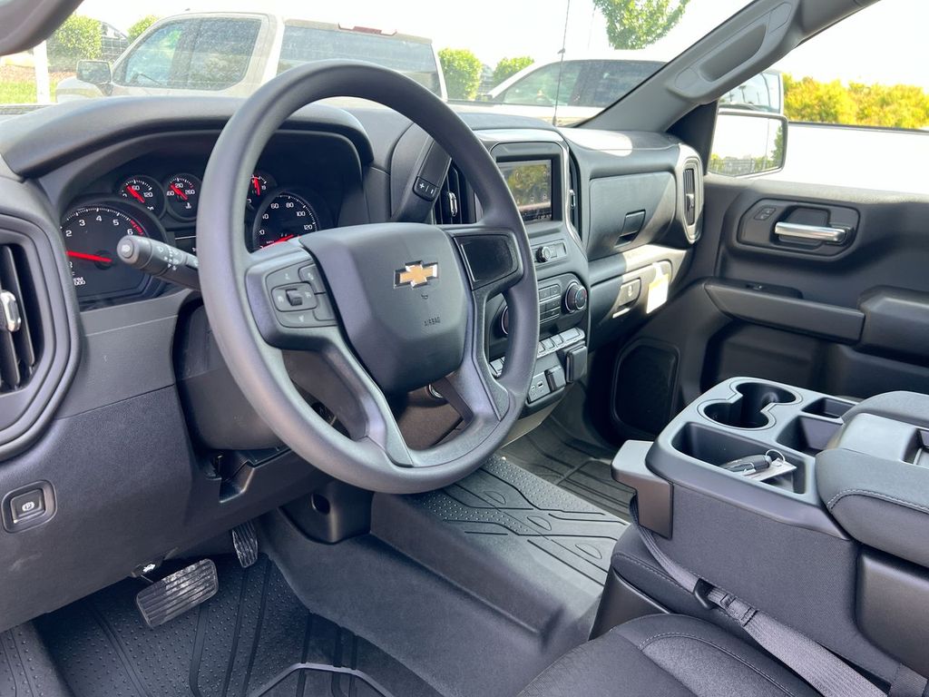 2026 Chevrolet Silverado 1500 Custom - Photo 17