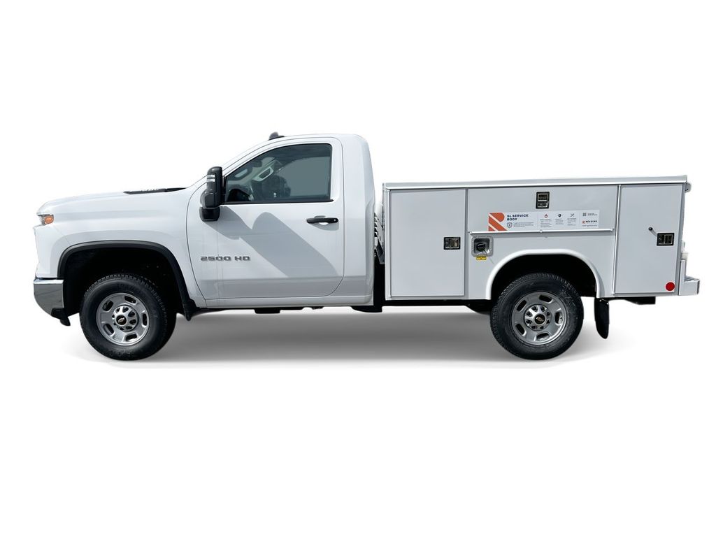 2025 Chevrolet Silverado 2500HD photo 4