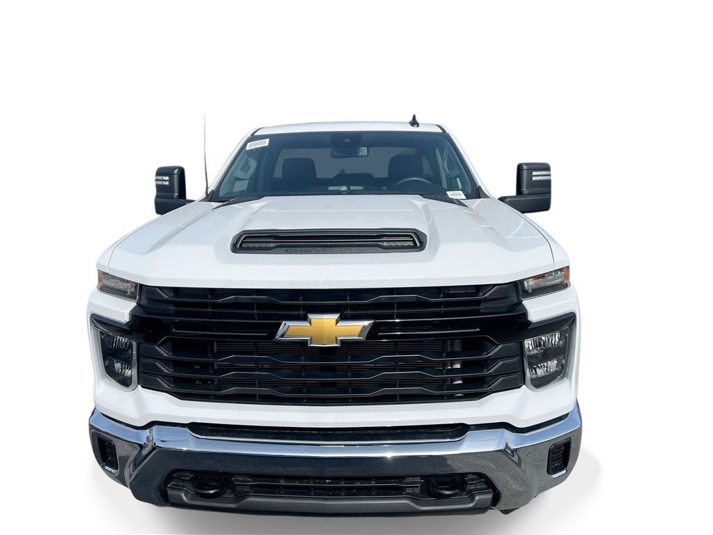 2025 Chevrolet Silverado 2500HD photo 3