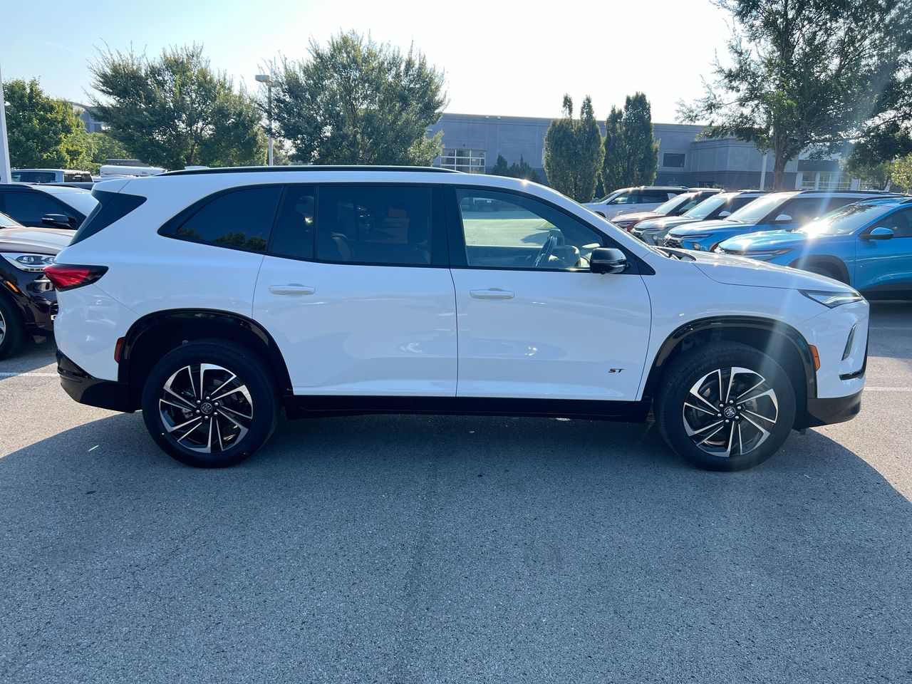 2025 Buick Enclave Sport Touring - Photo 7