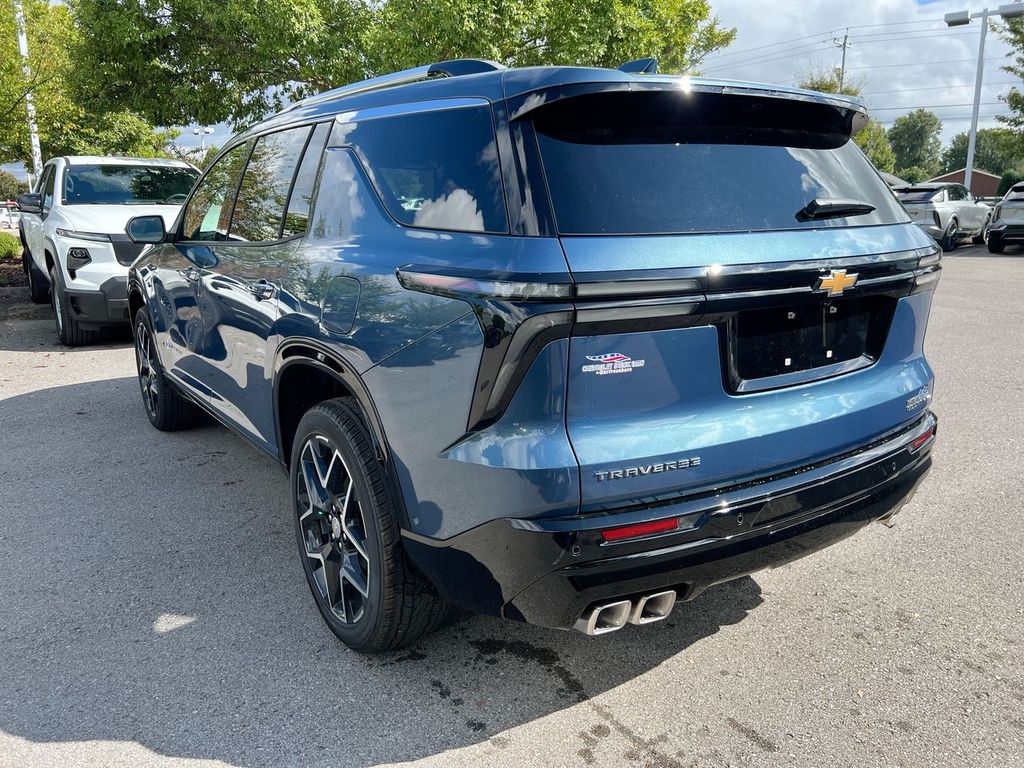 2026 Chevrolet Traverse High Country photo 2