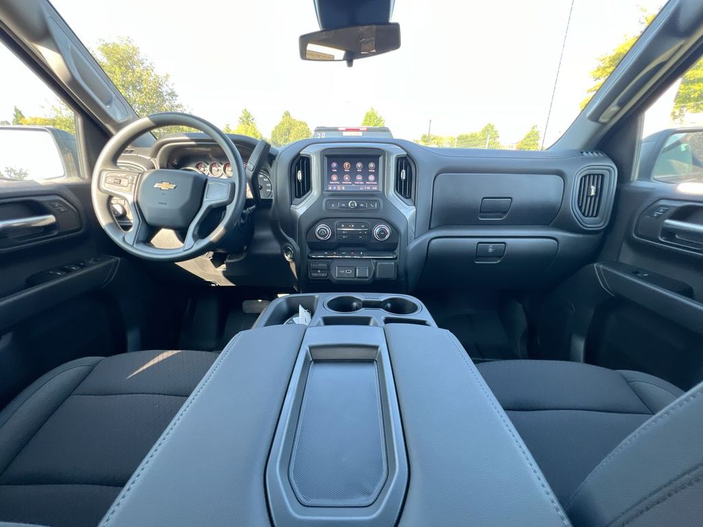 2026 Chevrolet Silverado 1500 Custom - Photo 10