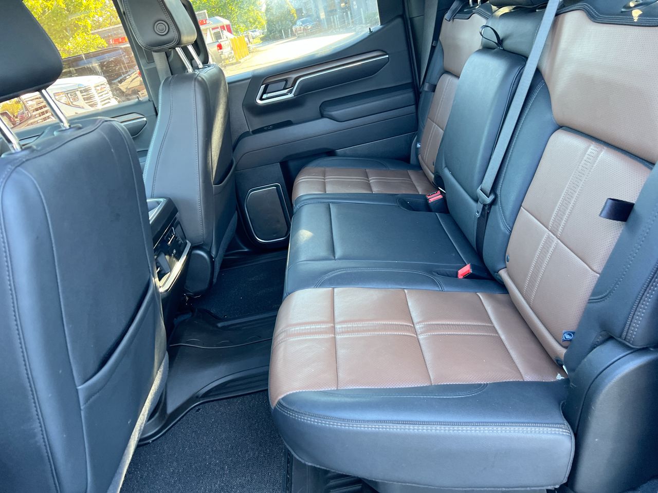 2025 Chevrolet Silverado 1500 High Country - Photo 15