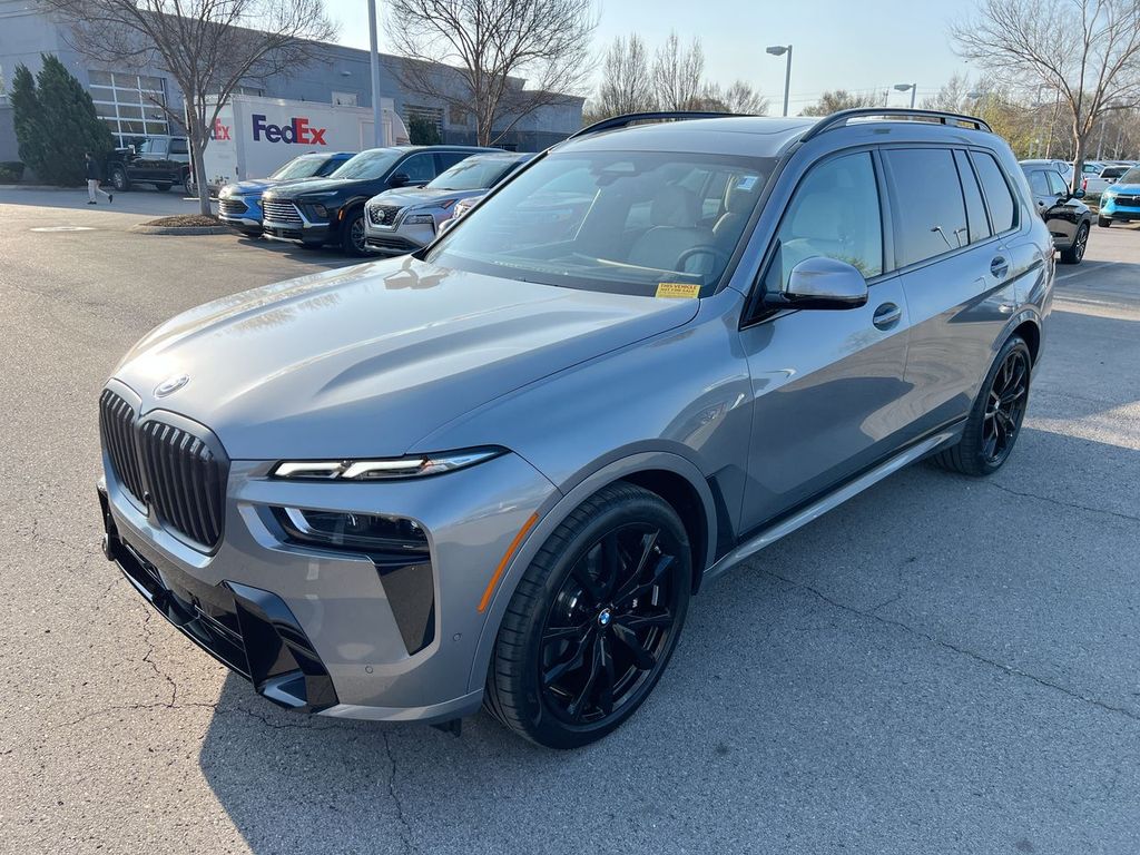 2026 BMW X7 xDrive40i's photo