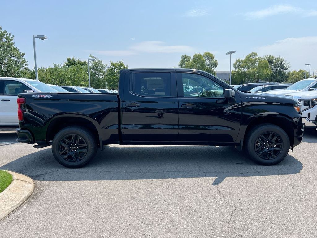 2026 Chevrolet Silverado 1500 Custom - Photo 7