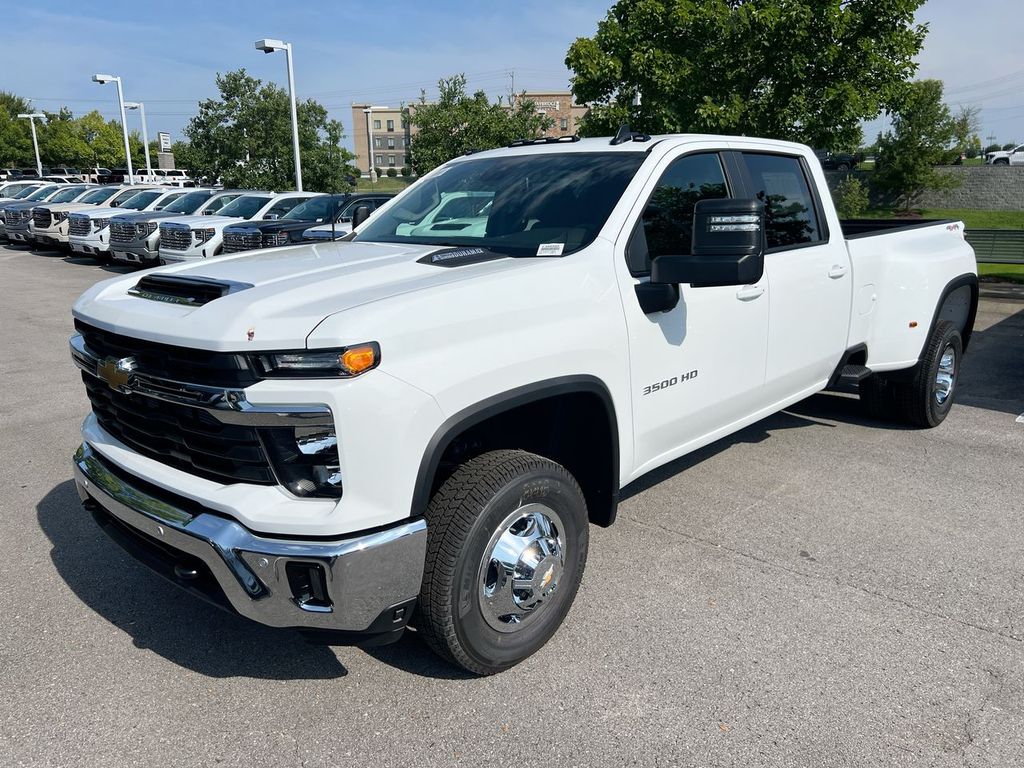 New 2026 Chevrolet Silverado 3500 HD LT DRW