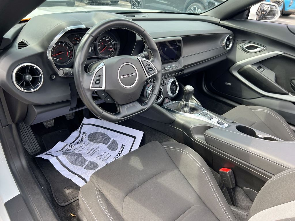 2023 Chevrolet Camaro 1LT - Photo 16