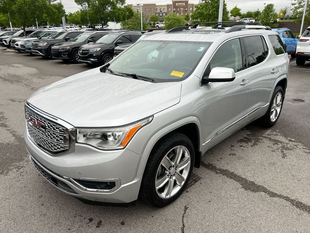 2019 GMC Acadia Denali FWD's photo