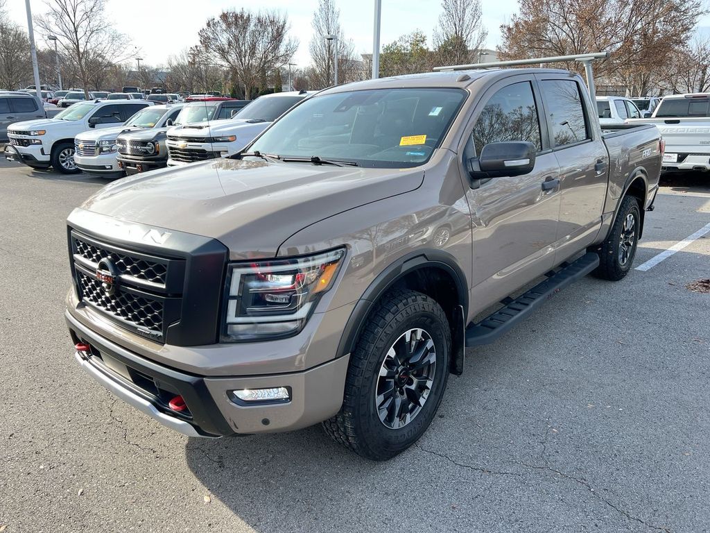 2021 Nissan Titan PRO-4X's photo