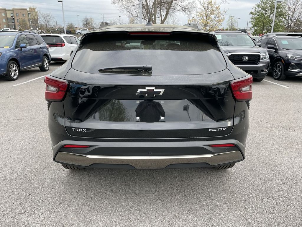 2026 Chevrolet Trax Activ - Photo 9