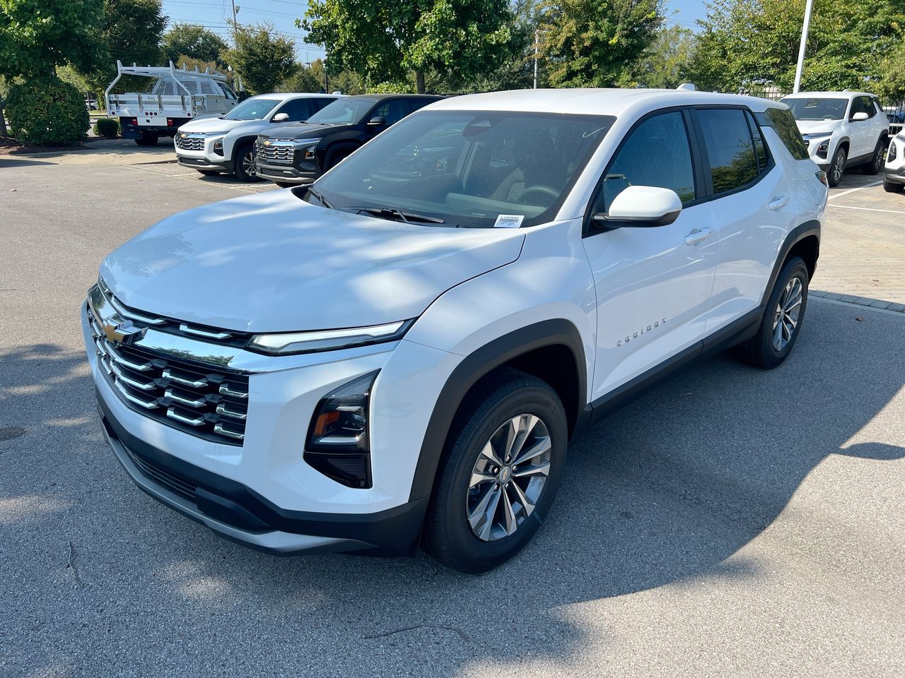 2027 Chevrolet Equinox LT - Photo 1
