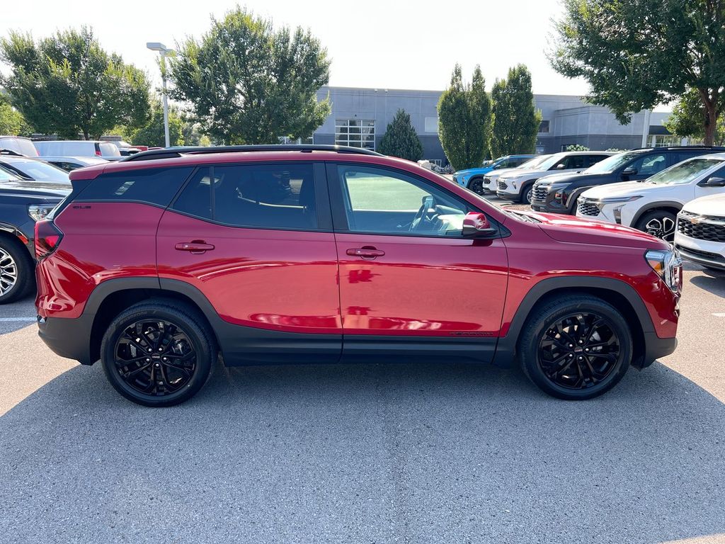 2022 Gmc Terrain SLE photo 4
