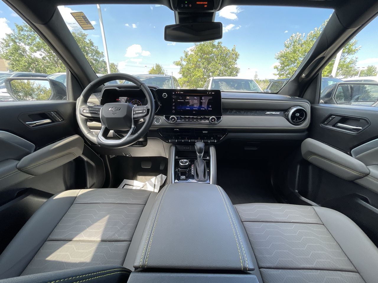 2026 Chevrolet Colorado ZR2 - Photo 10