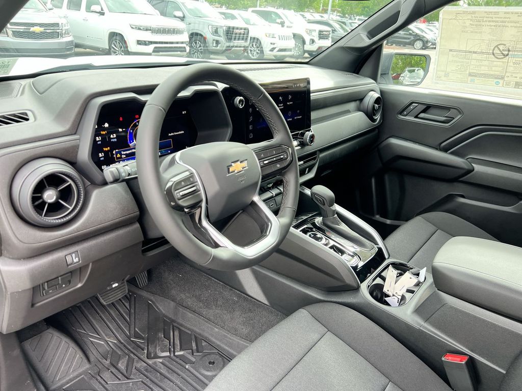 2026 Chevrolet Colorado Work Truck - Photo 17