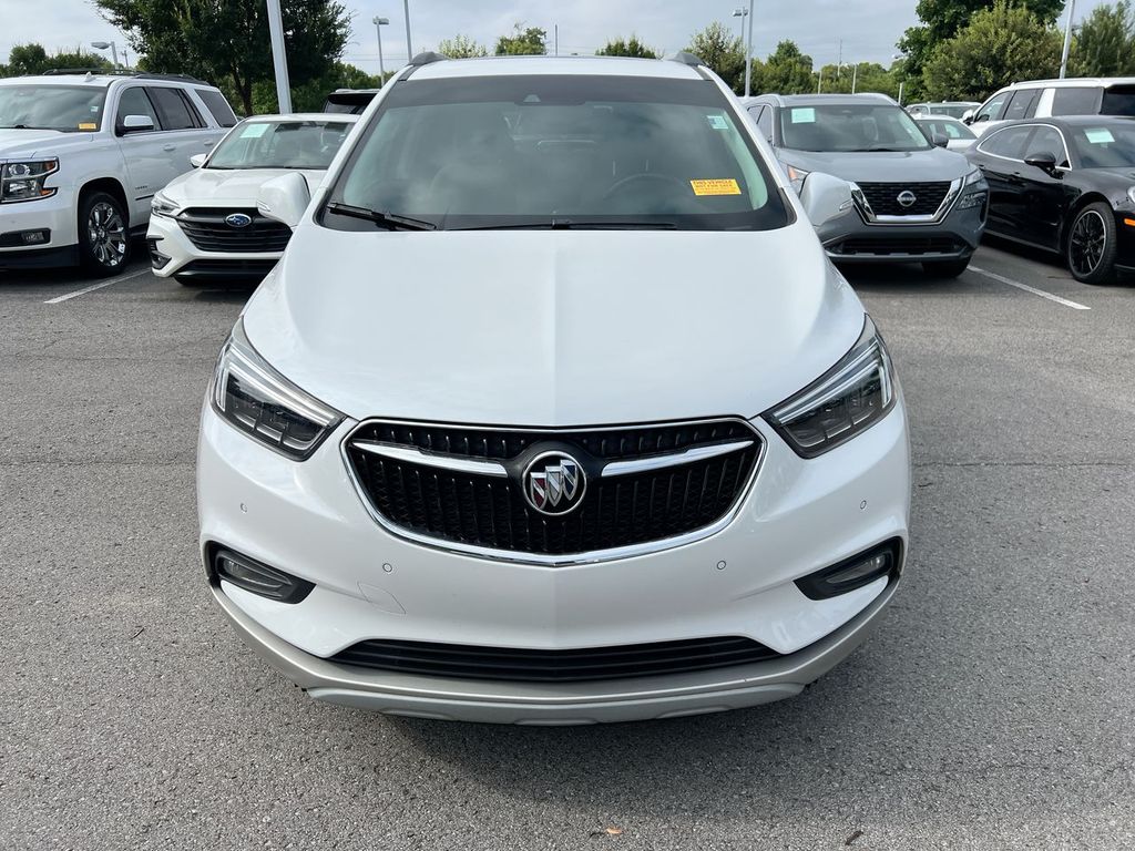 2020 Buick Encore Essence photo 3