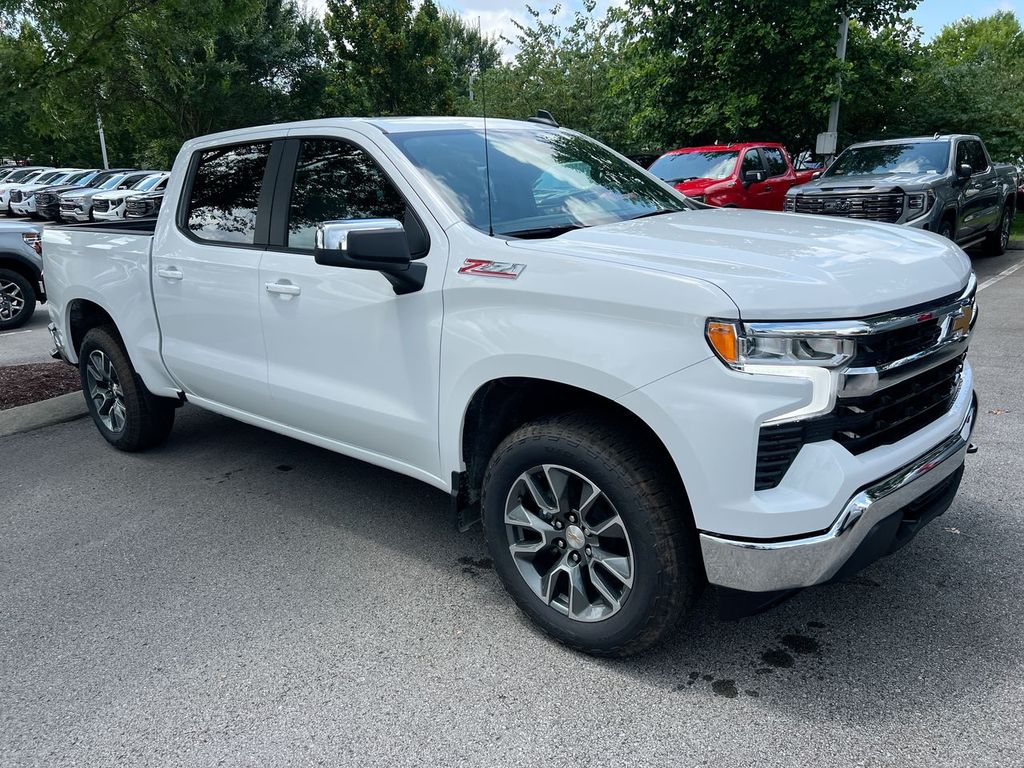 2026 Chevrolet Silverado 1500 LT - Photo 6