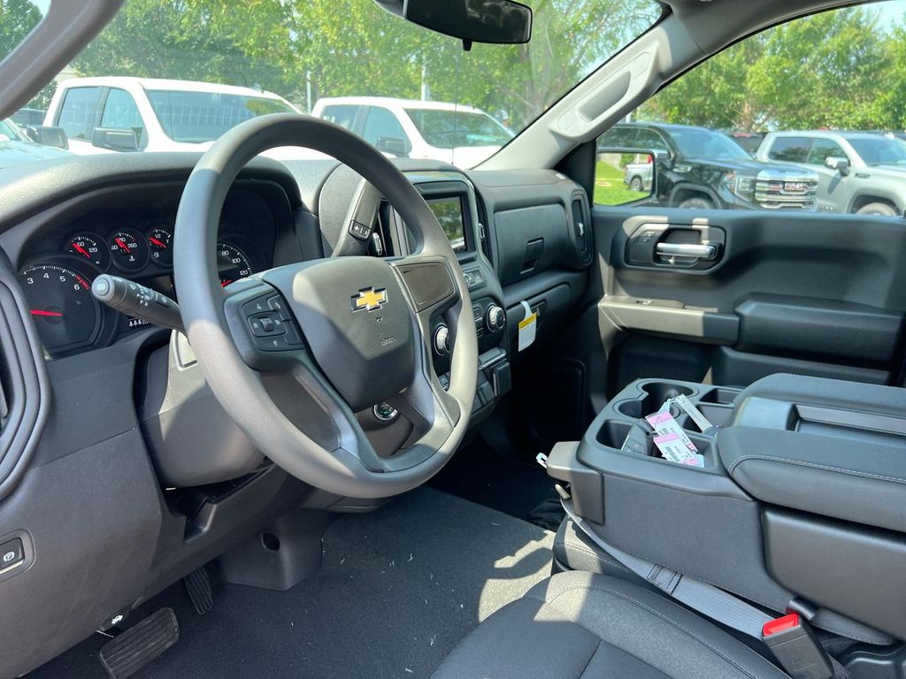 2026 Chevrolet Silverado 1500 Custom - Photo 17