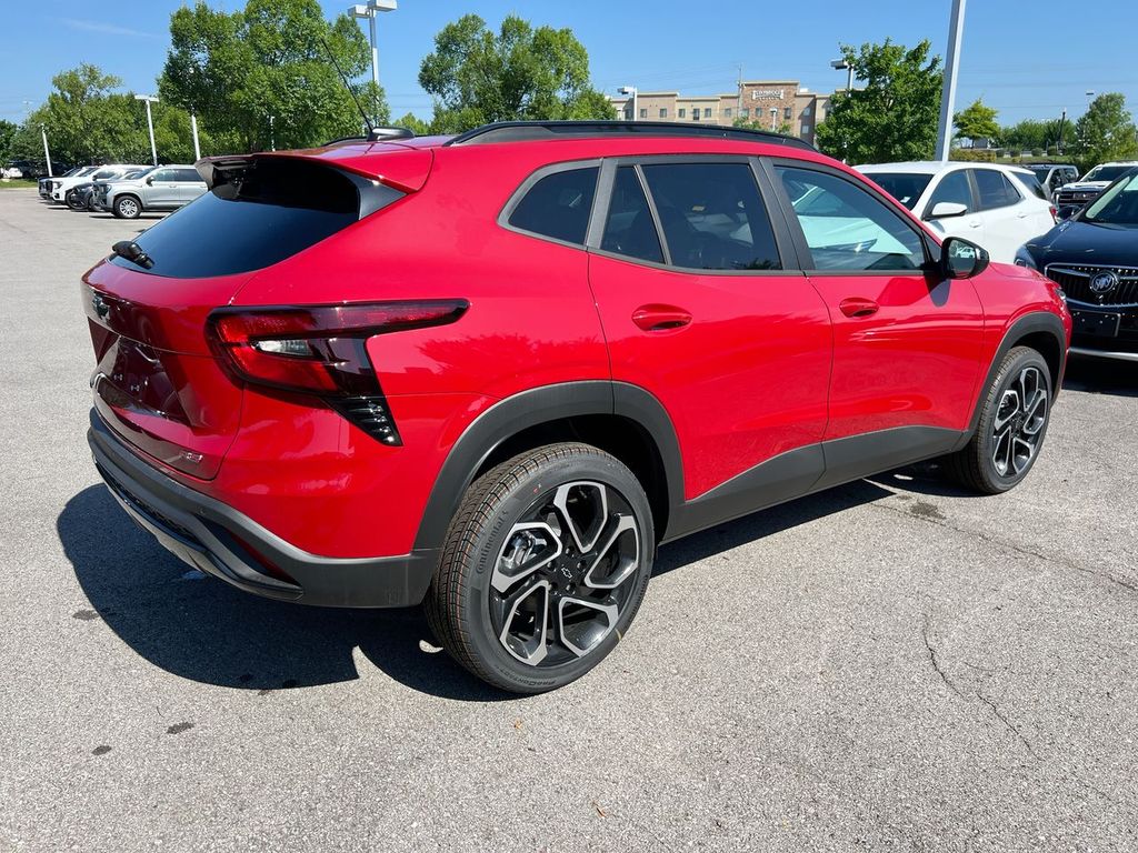 2026 Chevrolet Trax RS - Photo 8
