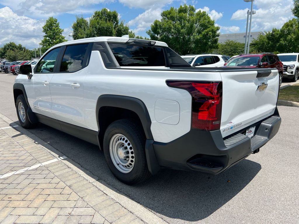 2025 Chevrolet Silverado EV Work Truck photo 2
