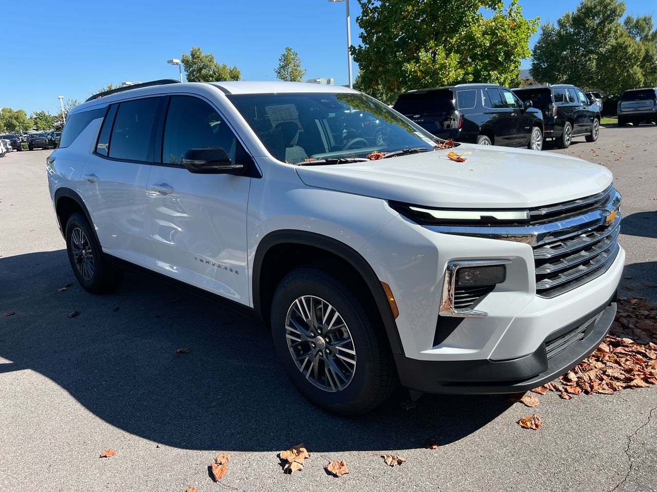 2027 Chevrolet Traverse LT - Photo 6