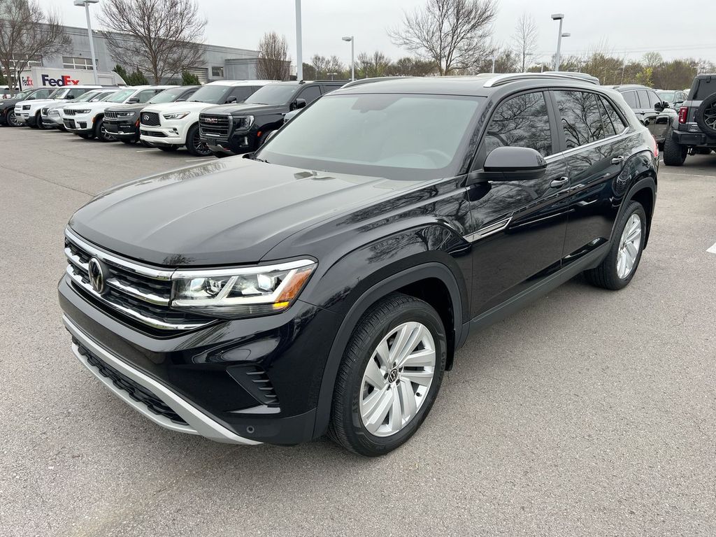2023 Volkswagen Atlas Cross Sport SE w/Tech