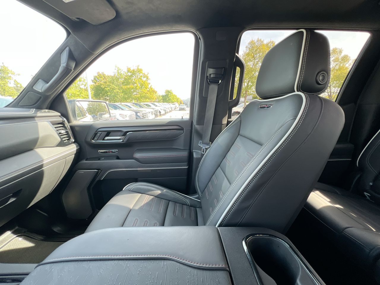 2024 GMC Sierra 1500 AT4X - Photo 11