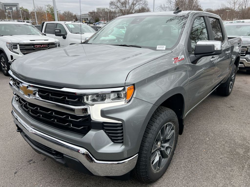 2026 Chevrolet Silverado 1500 LT's photo