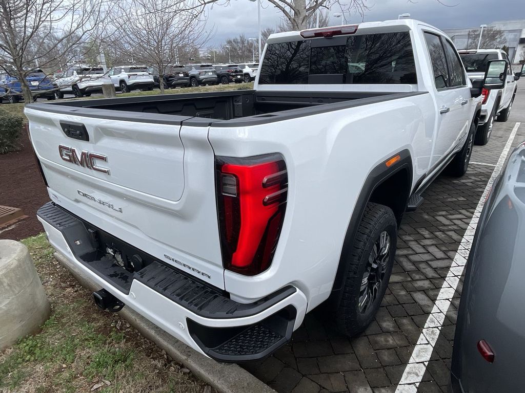 2026 GMC Sierra 2500HD Denali - Photo 4