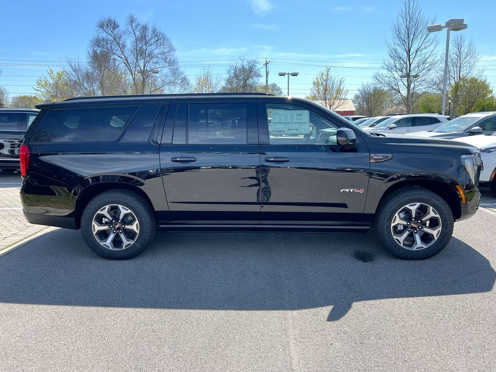 2026 GMC Yukon XL AT4 Ultimate - Photo 7