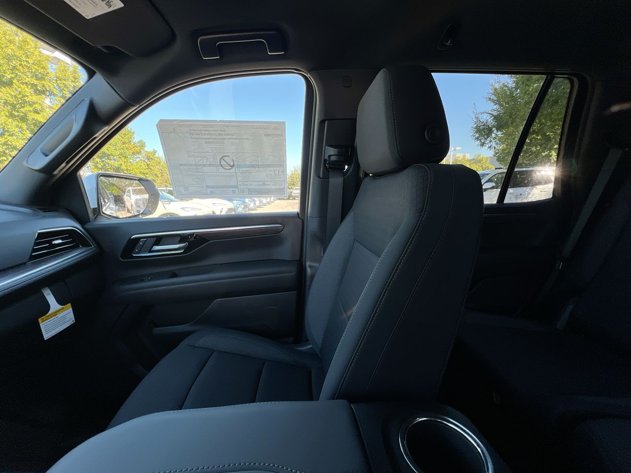 2027 Chevrolet Tahoe LS - Photo 11