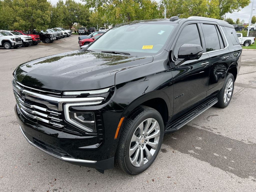 2025 Chevrolet Tahoe Premier's photo