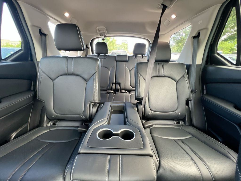 2025 Honda Pilot Elite - Photo 12