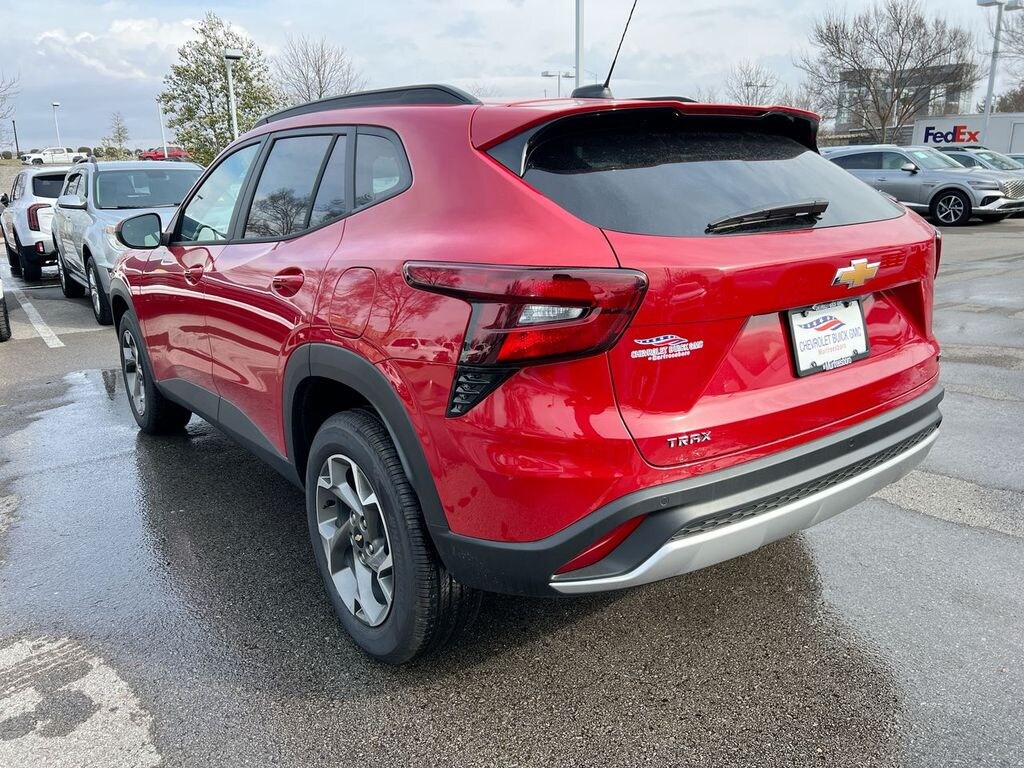 New 2026 Chevrolet Trax LT SUV
