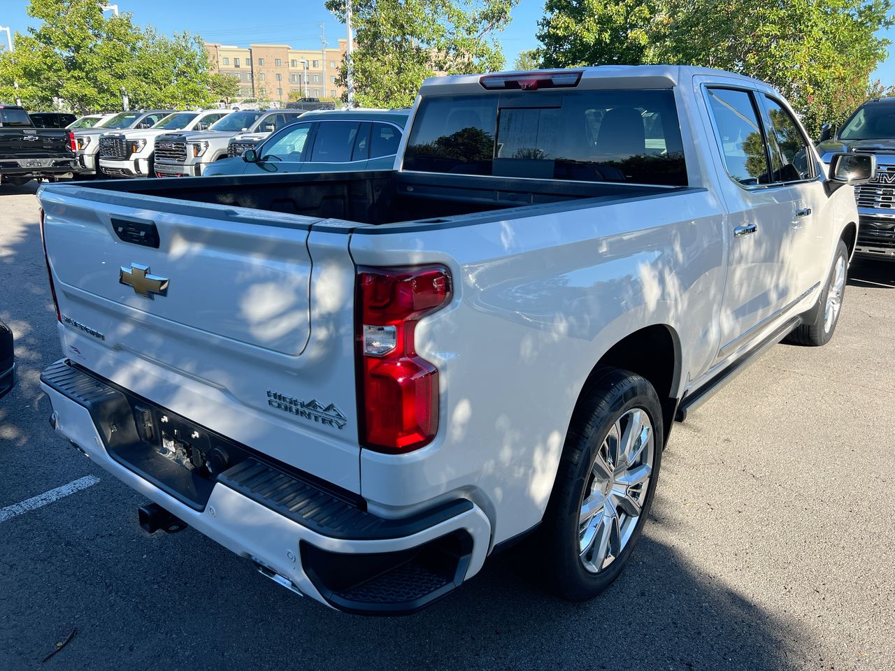 2025 Chevrolet Silverado 1500 High Country - Photo 8
