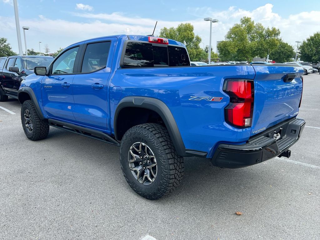 2026 Chevrolet Colorado ZR2 photo 2
