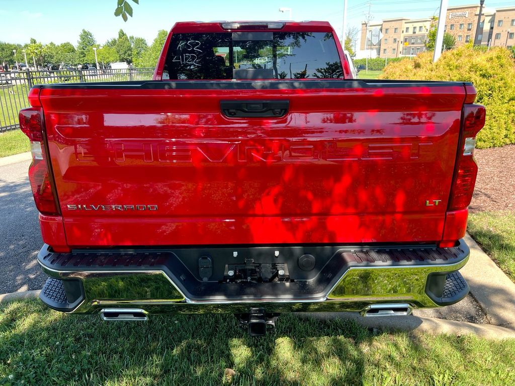 2026 Chevrolet Silverado 1500 LT - Photo 9