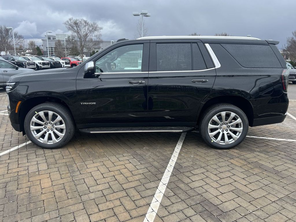 2025 Chevrolet Tahoe Premier photo 4