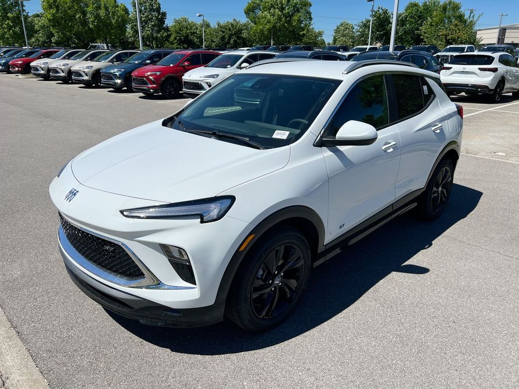 2026 Buick Encore GX Sport Touring's photo