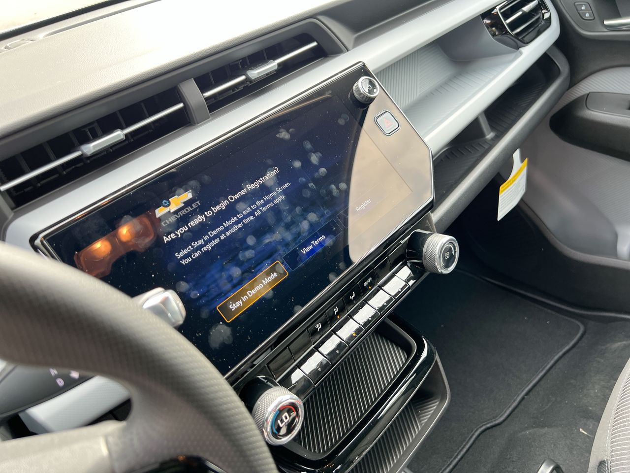 2027 Chevrolet Bolt LT - Photo 18
