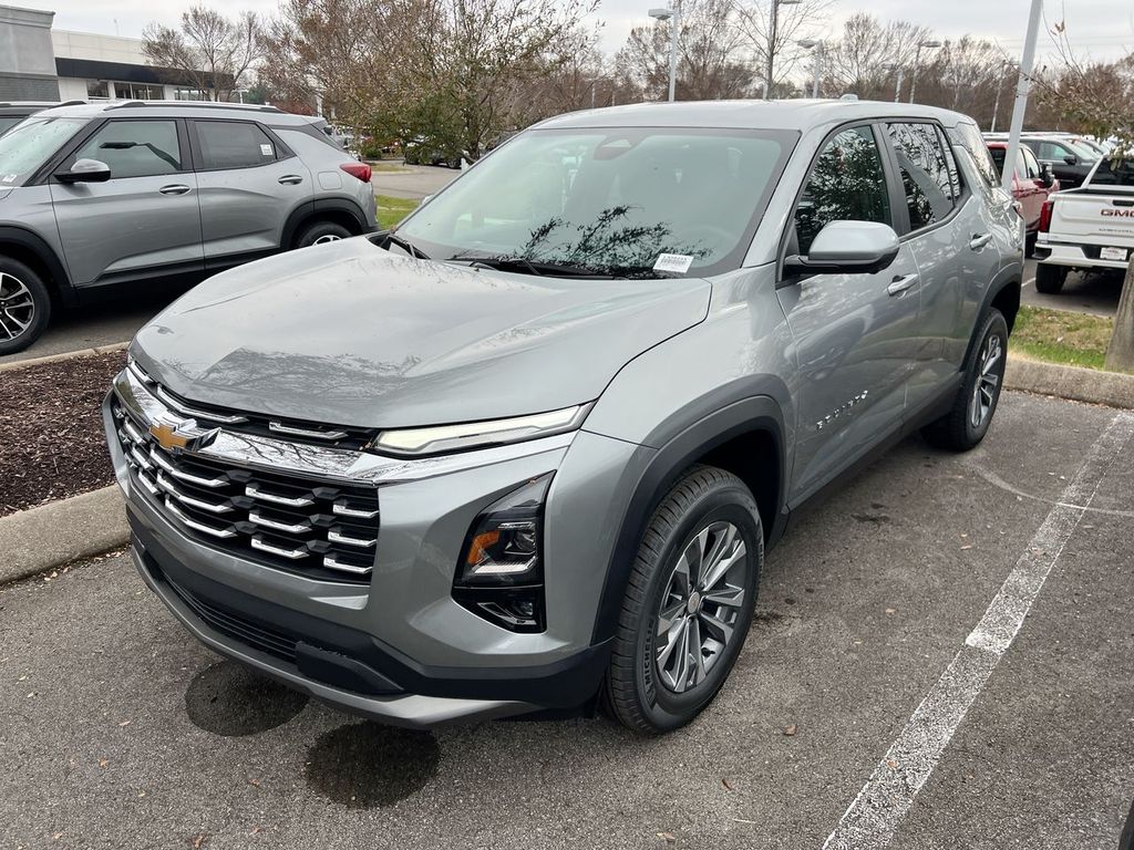 2026 Chevrolet Equinox LT's photo
