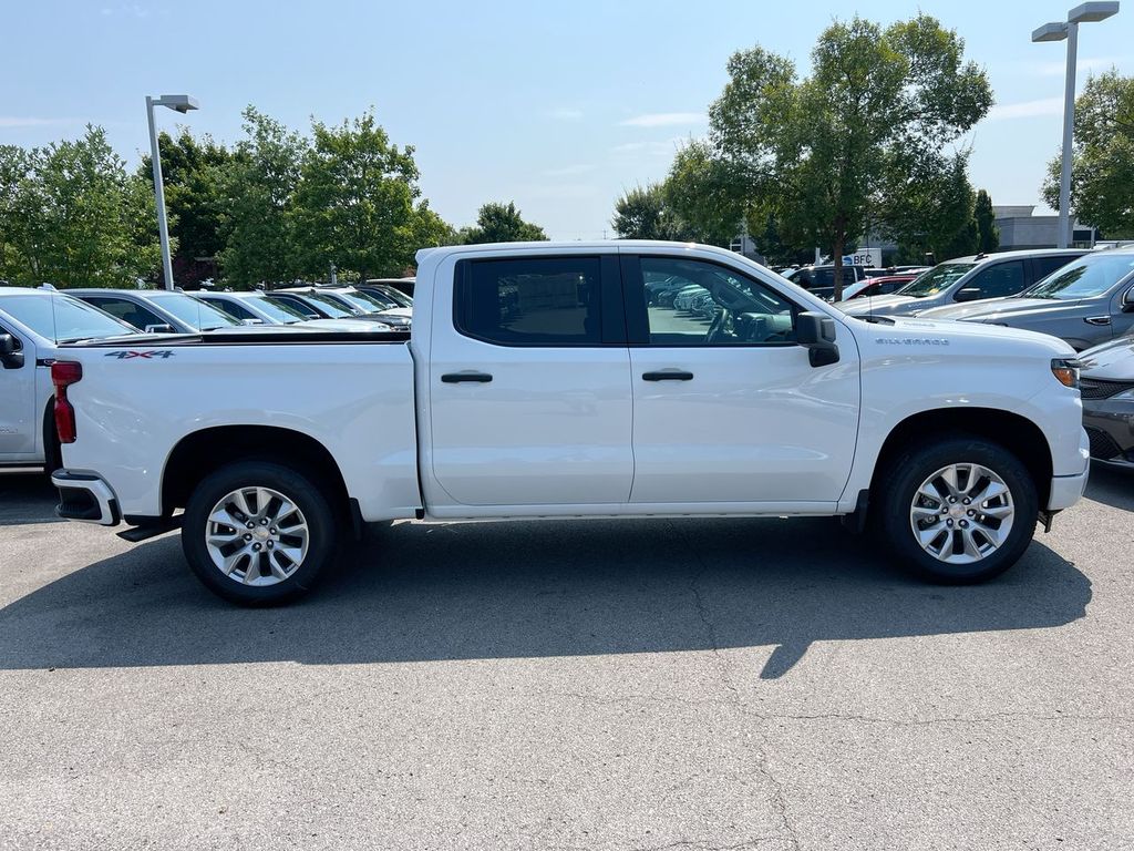 2026 Chevrolet Silverado 1500 Custom - Photo 7