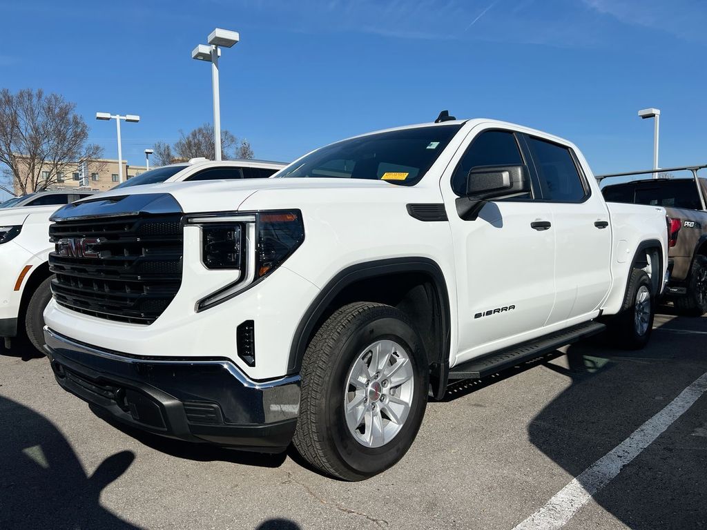 2024 GMC Sierra 1500 Pro's photo